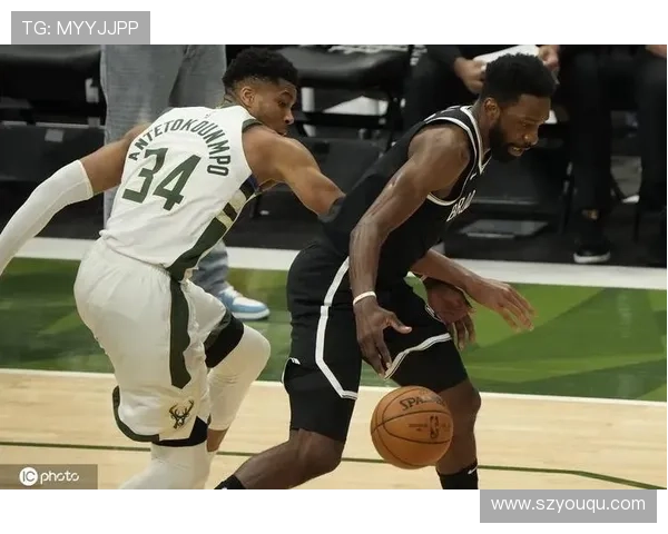 字母哥次节受伤离场前表现抢眼砍下14分5板4助让人担忧大碍是否影响后续比赛